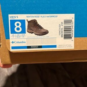 Men’s Columbia Newton Ridge Plus II waterproof